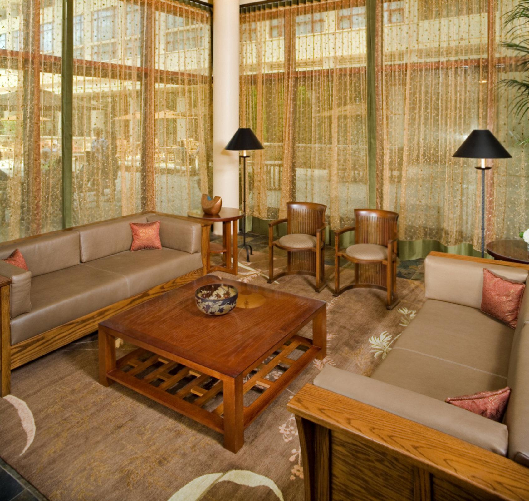 Hotel Emory Conference Center 4*